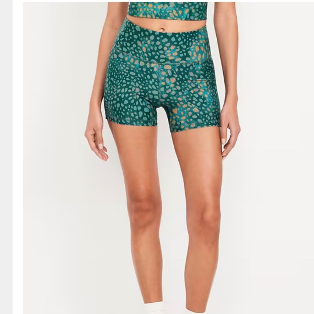 BRAND NEW with tags SMALL Old Navy Green Athletic shorts